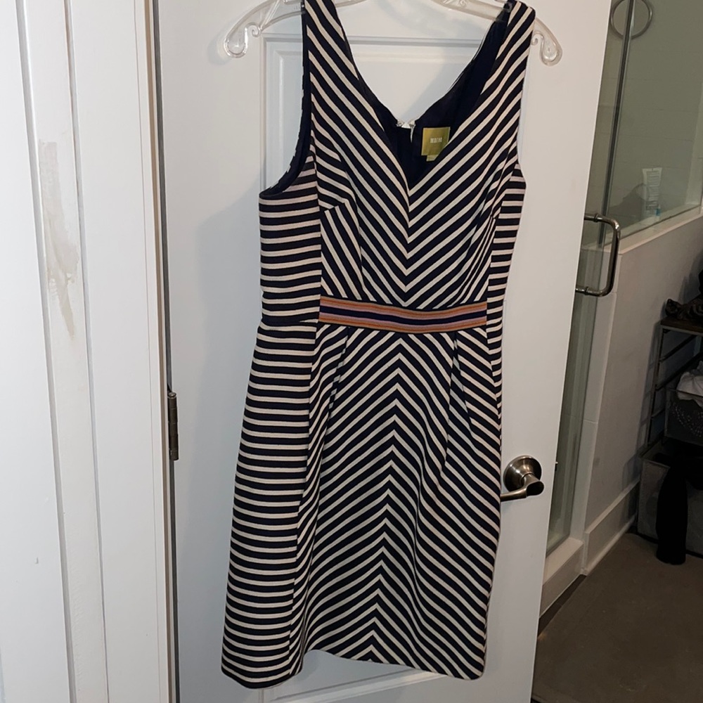 Maeve a-line dress in very good used condition, with pockets